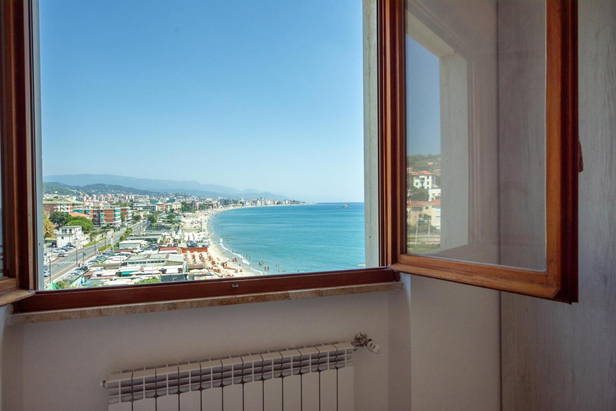 Apartment And The Sea